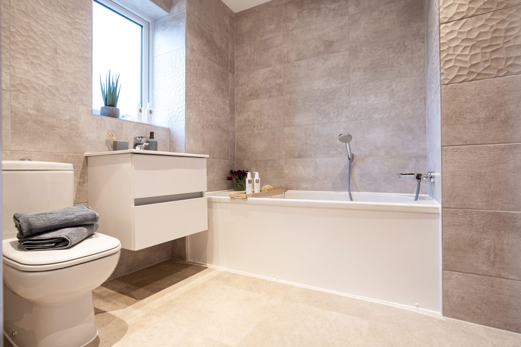 Family bathroom in a Genesis home